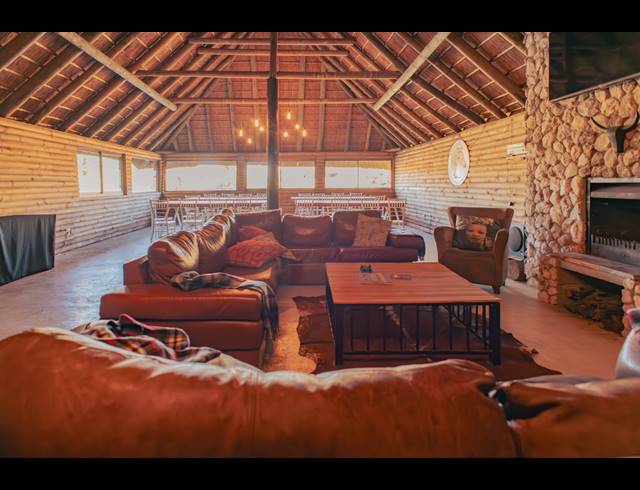 1,500M² LODGE FOR SALE IN HARTEBEESFONTEIN